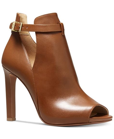 michael kors lawson high heel buckled.